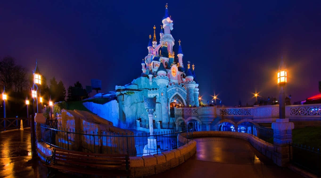 Cinderella’s Castle Disneyland 1366x768 Disney Background