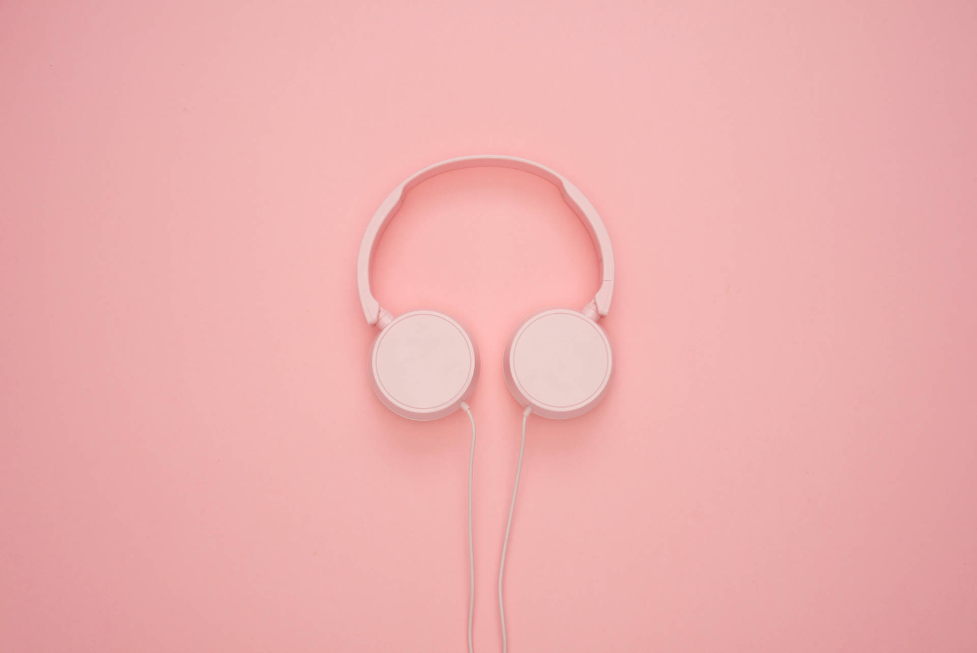 4K Tablet Pink Headphones Wallpaper