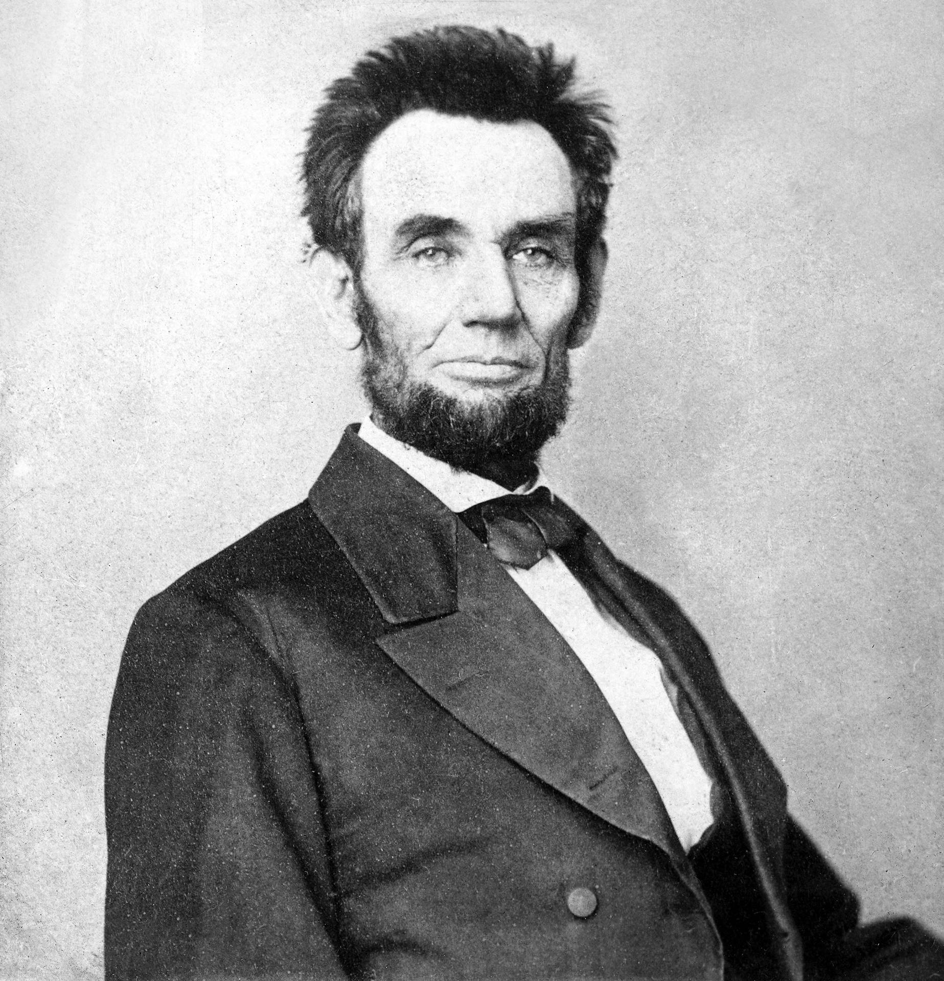 President Abraham Lincoln with a short haircut. Wallpaper