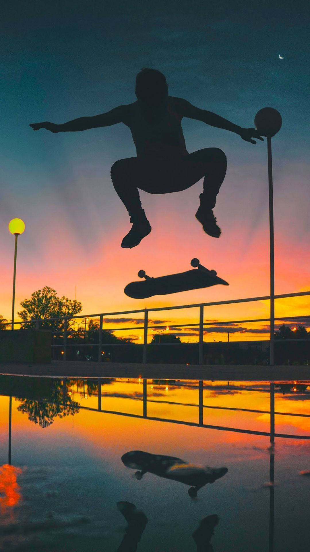 Aesthetic Skateboard Silhouette Man Wallpaper