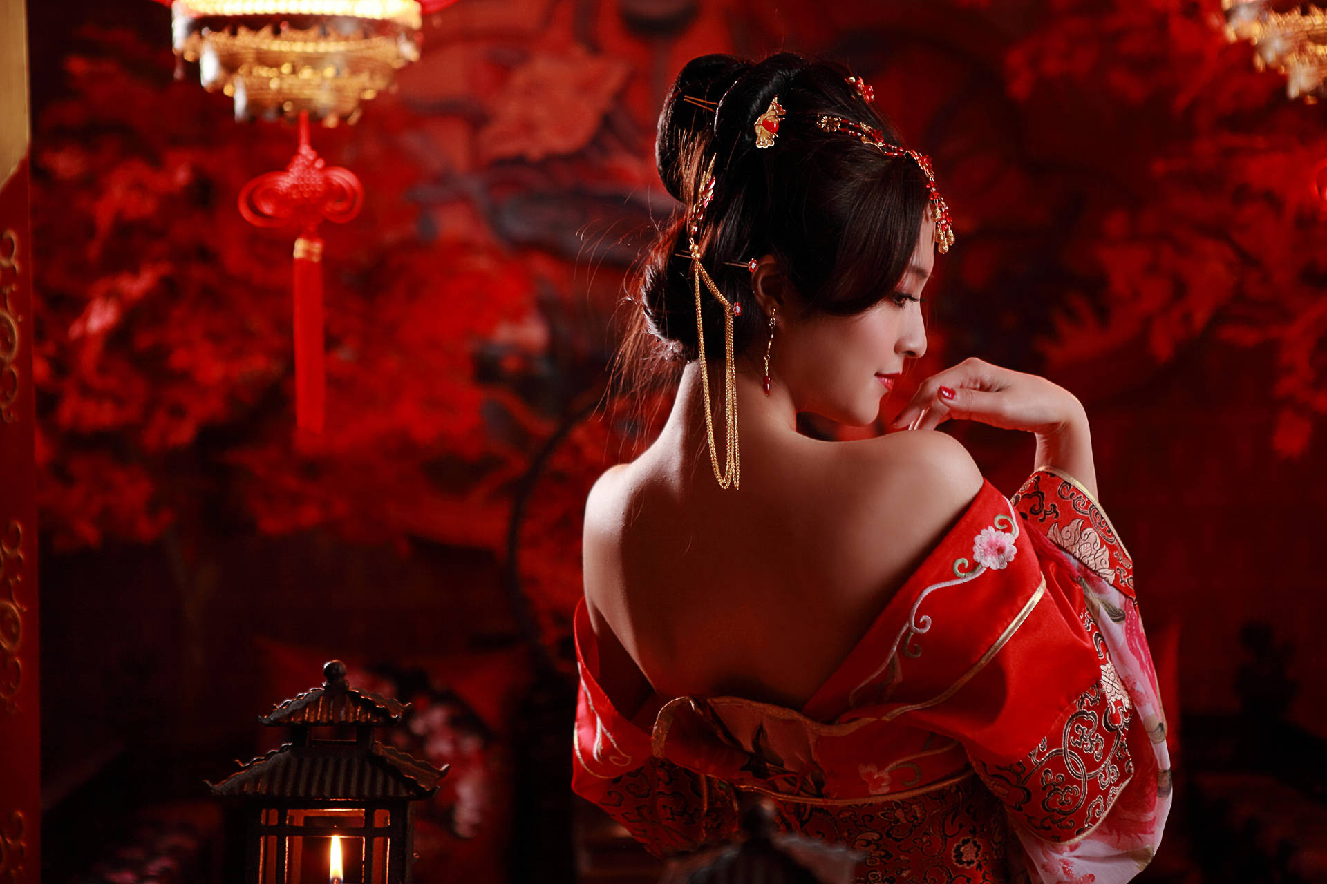 Asian Women In Beautiful Red Clothes Wallpaper