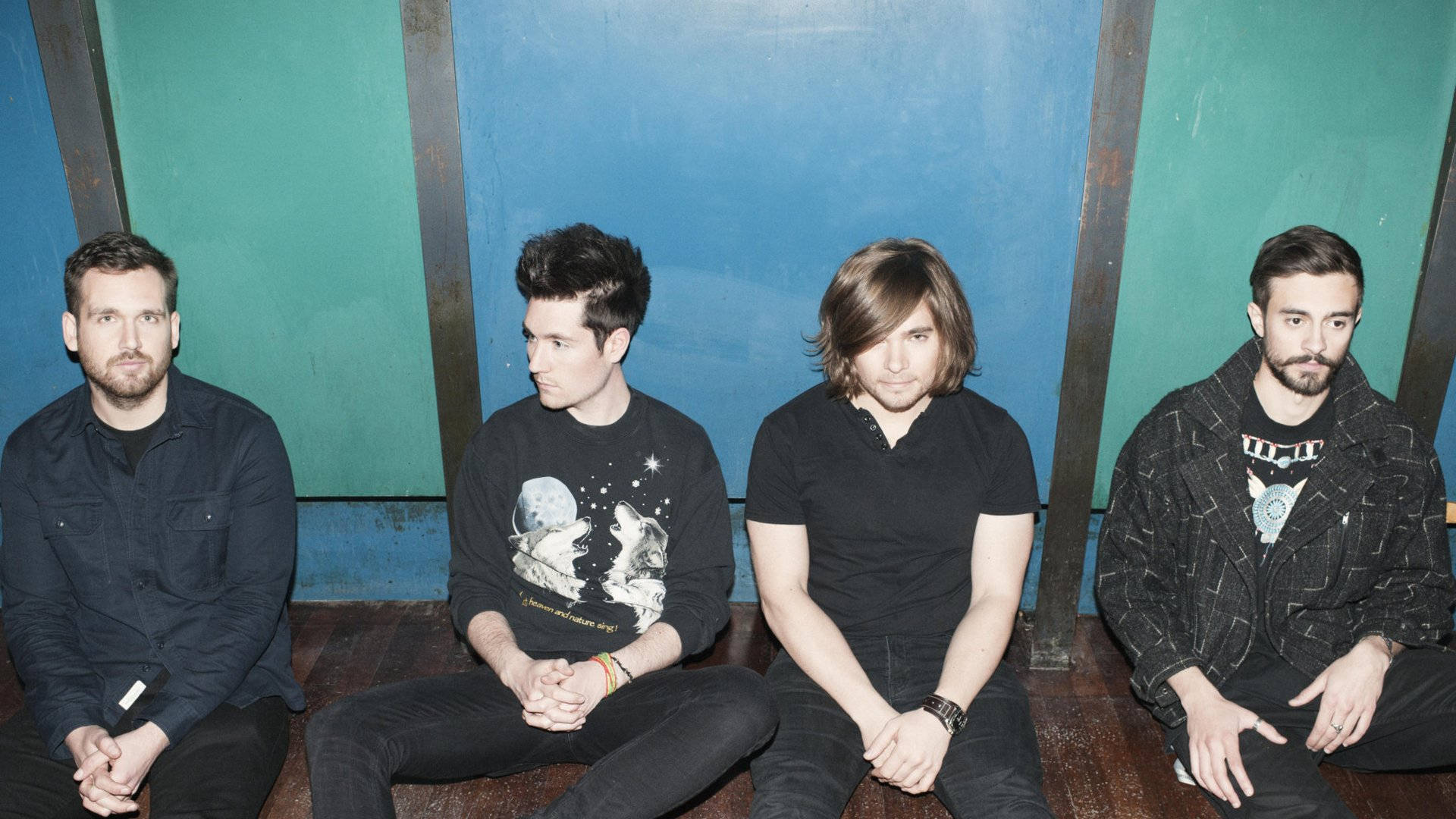 The Bastille Band - Unleashing the Power of Indie Rock Wallpaper