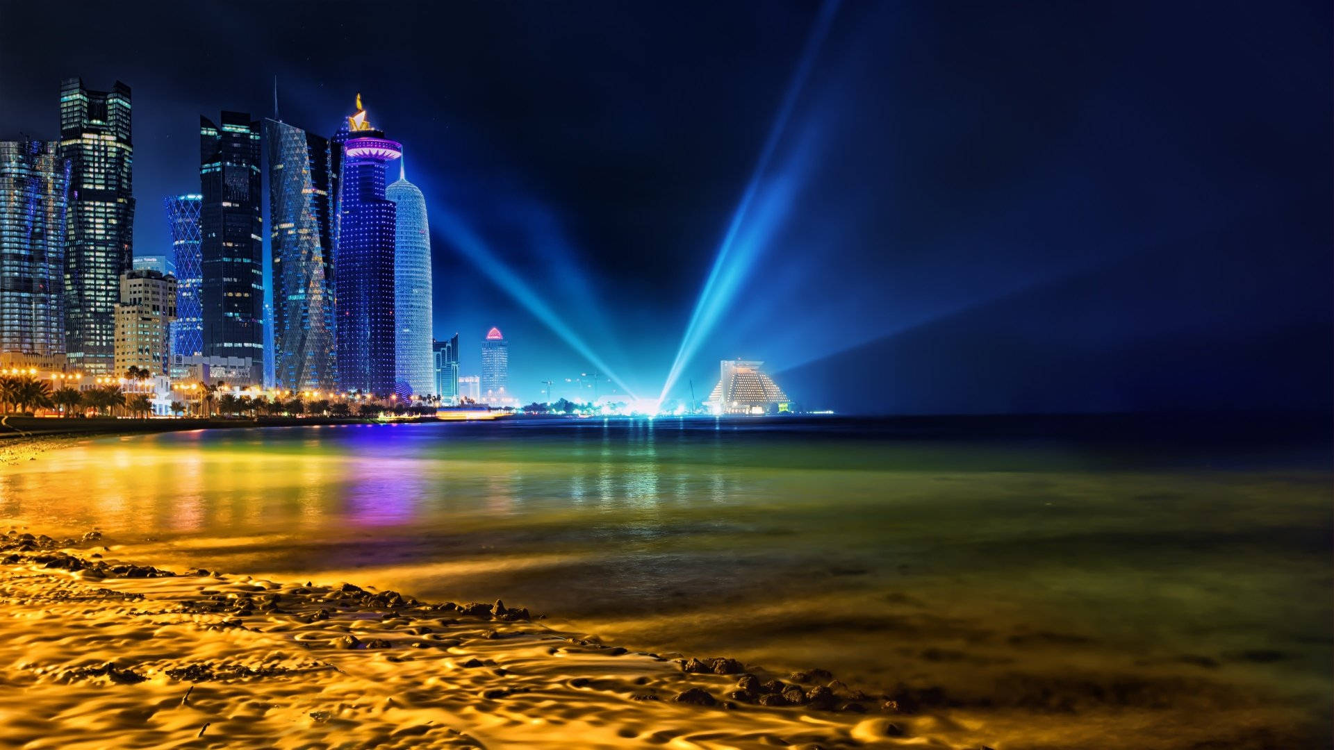 Beach Night View In Qatar Wallpaper