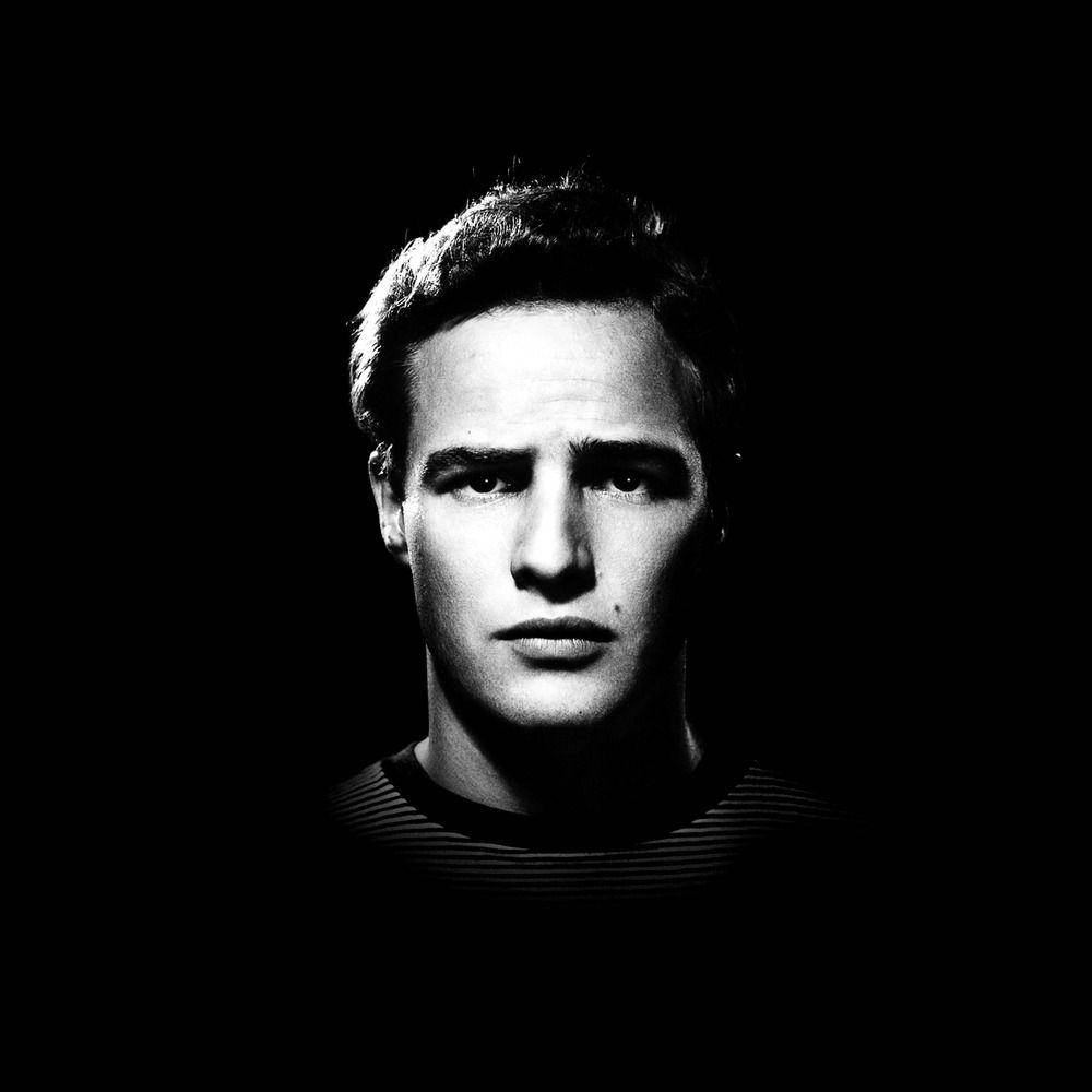Marlon Brando in Hollywood's Golden Age Wallpaper