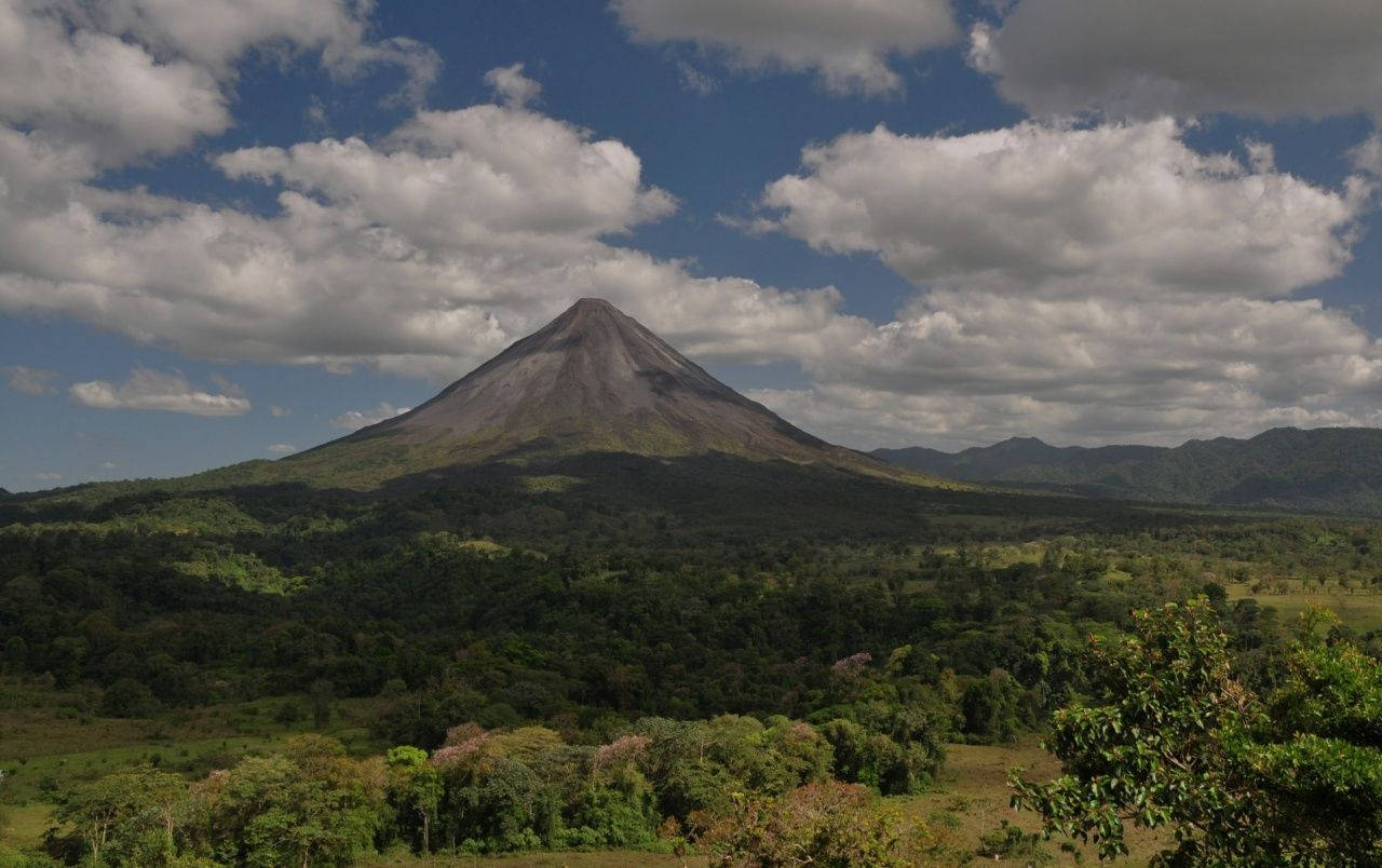 Costa Rica Arenal Volcano Wallpaper