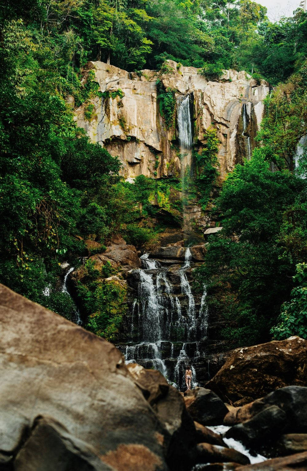 Costa Rica Nauyaca Waterfall Wallpaper