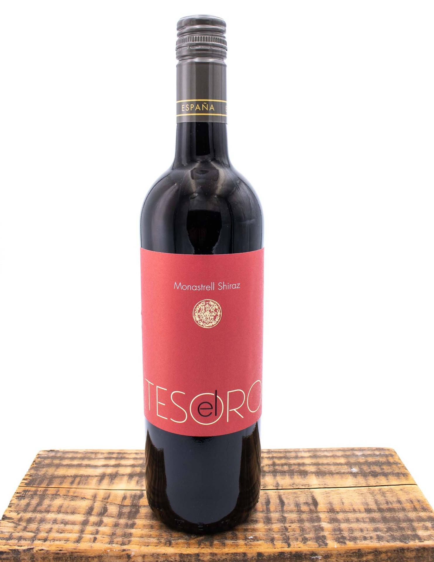 Premium El Tesoro Red Wine Bottle Wallpaper