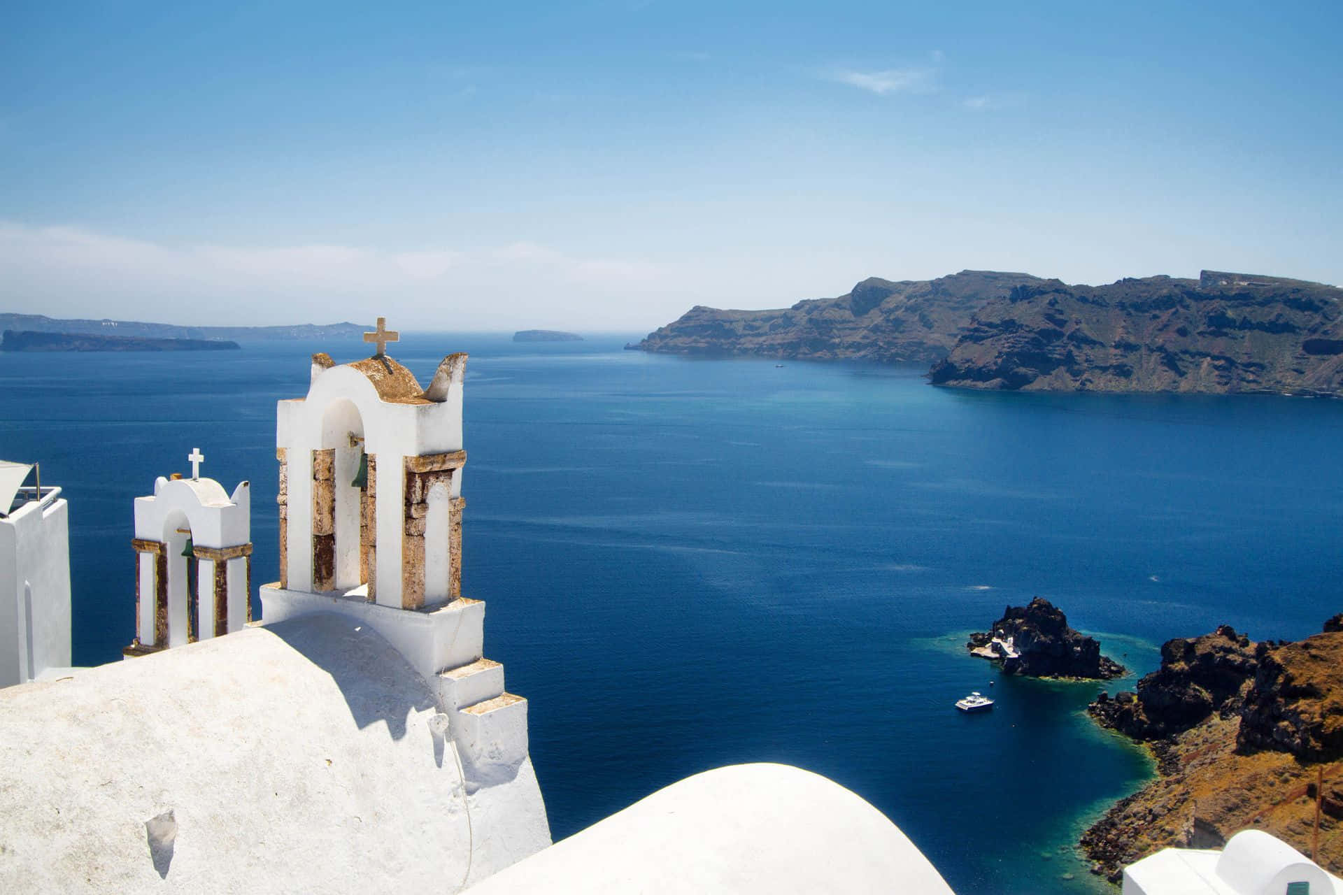"Greece offers an abundance breathtakingly beautiful natural scenery"