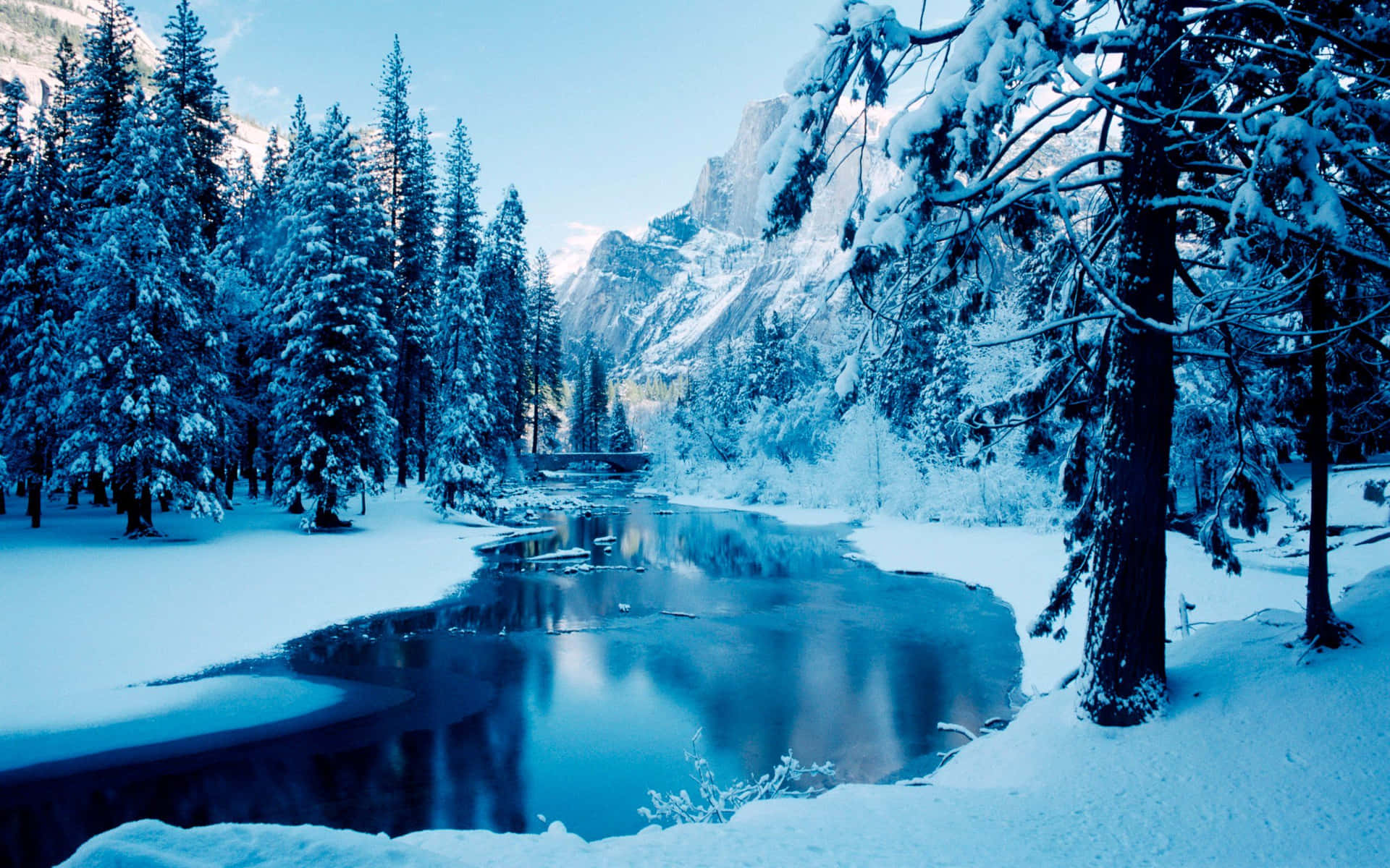 HD Winter Background Small Icy Lake