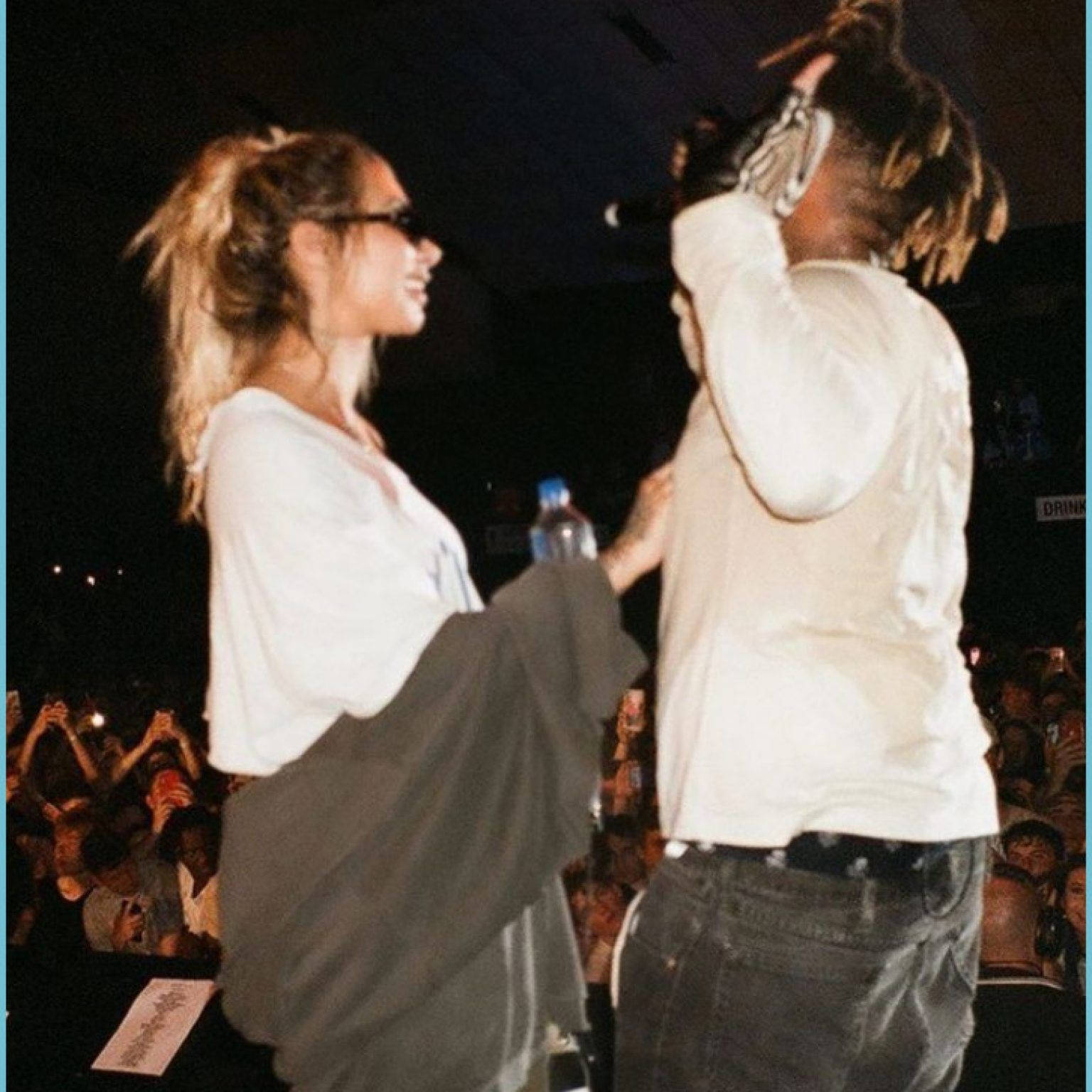 Juice WRLD And Ally On Stage Wallpaper