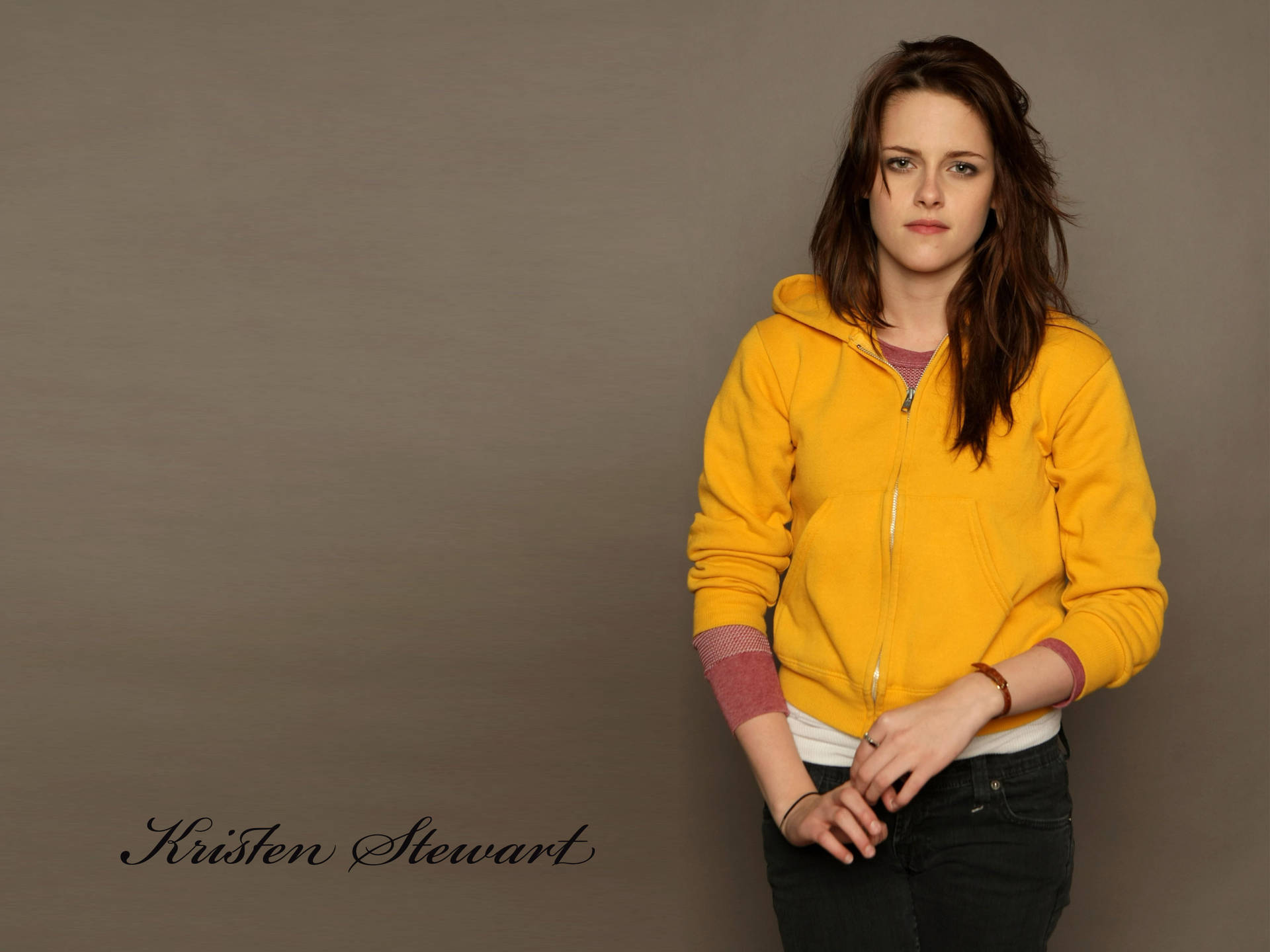 Kristen Stewart Yellow Sweatshirt Wallpaper