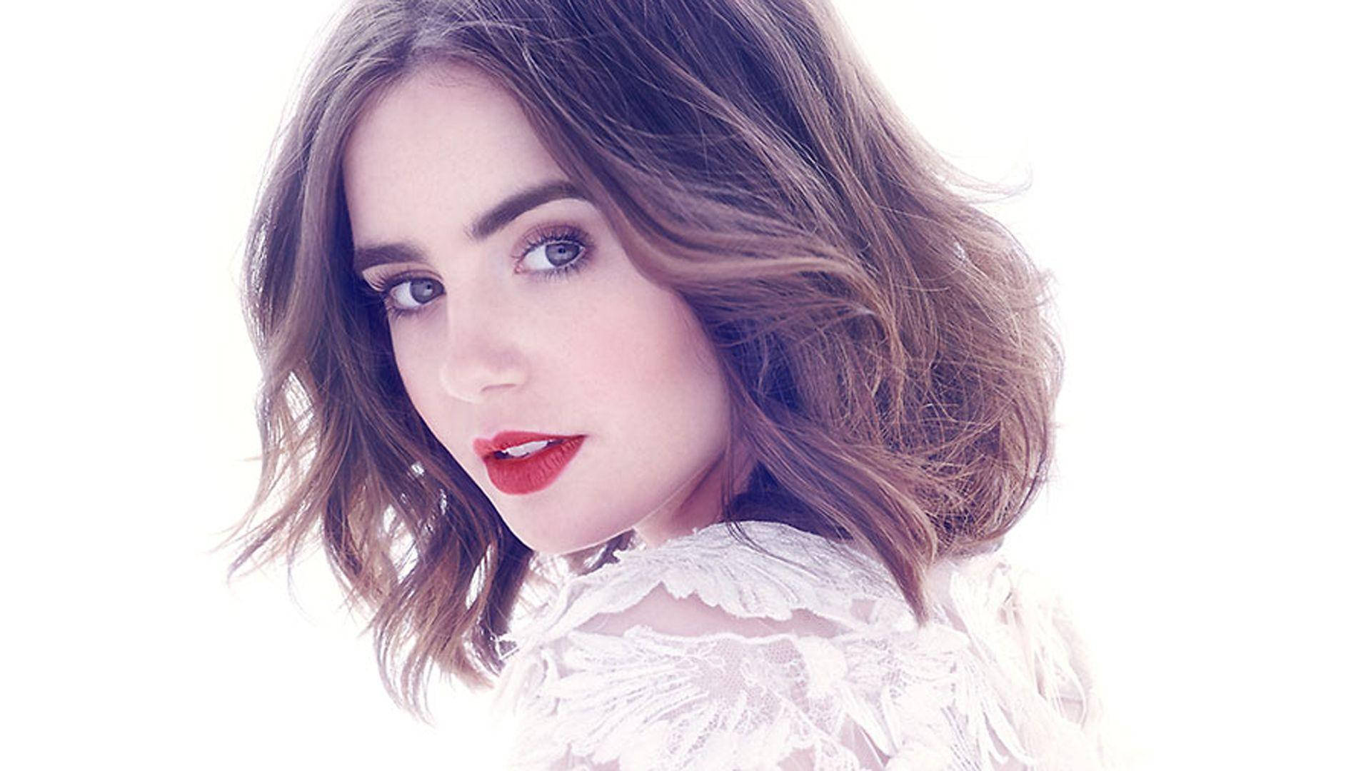 Lily Collins Red Lips Wallpaper