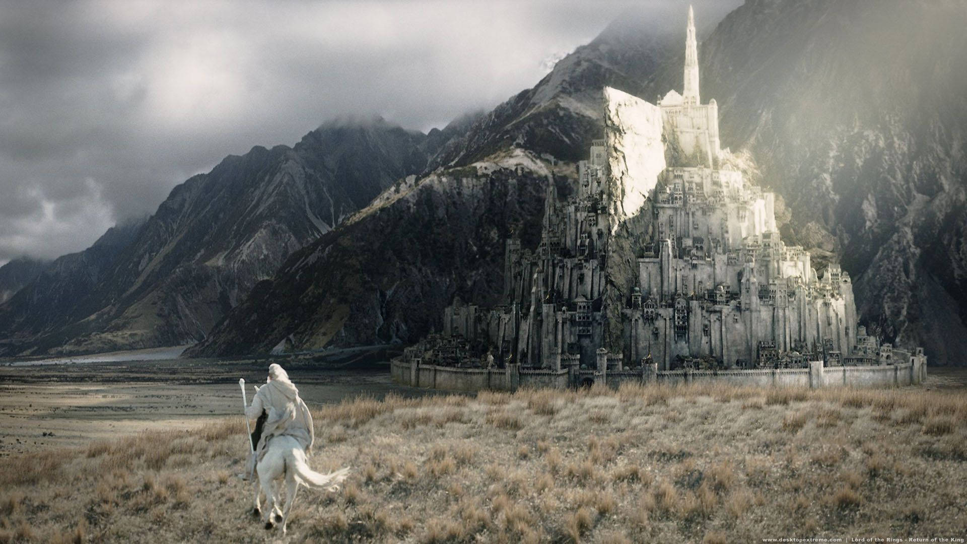 "The Watchful Tower of Minas Tirith" Wallpaper
