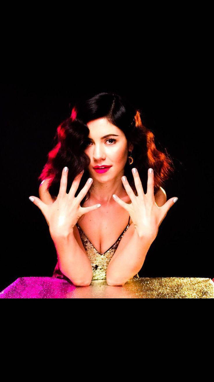 Marina And The Diamonds Beauty Wallpaper