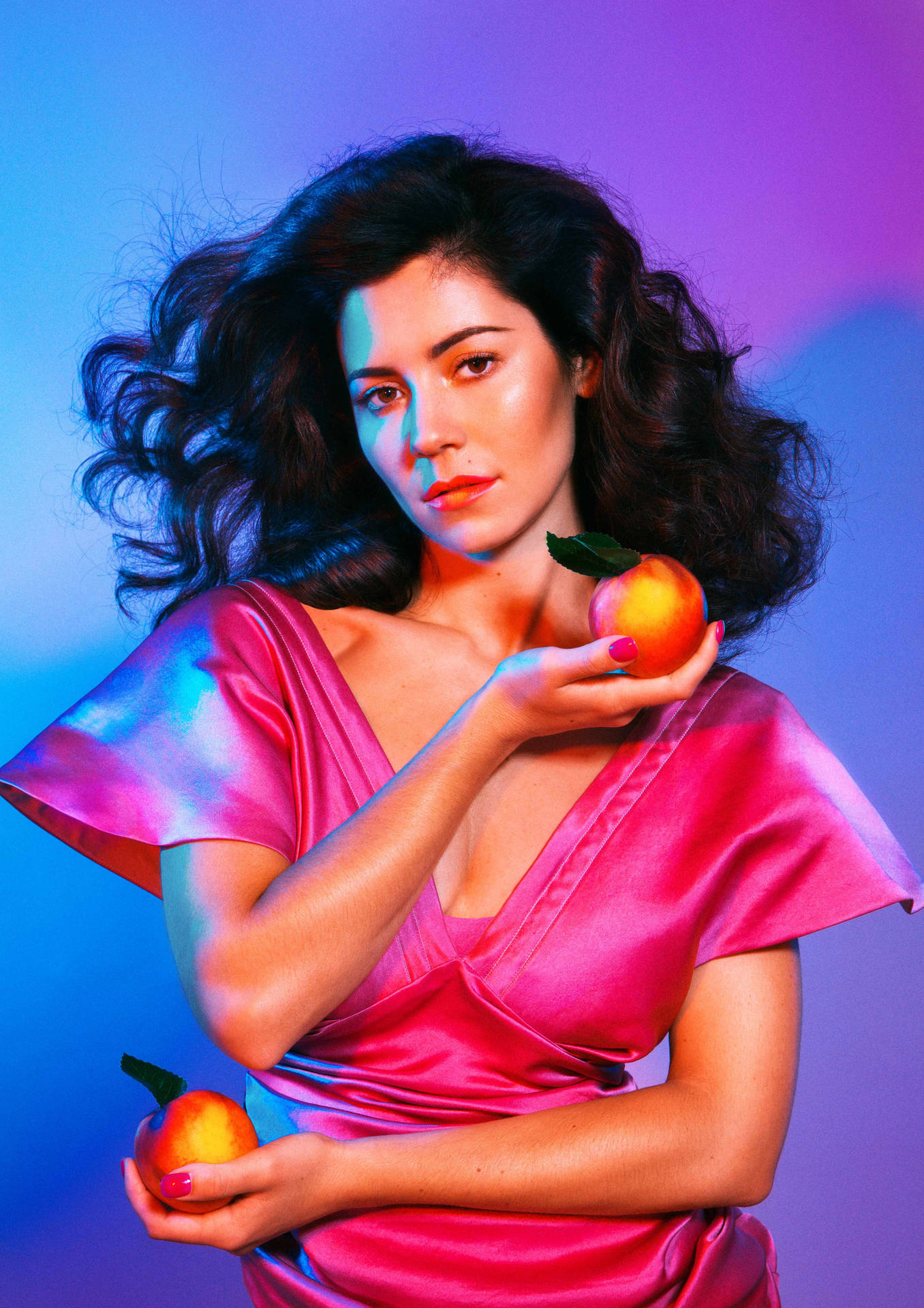 Marina And The Diamonds Oranges Wallpaper