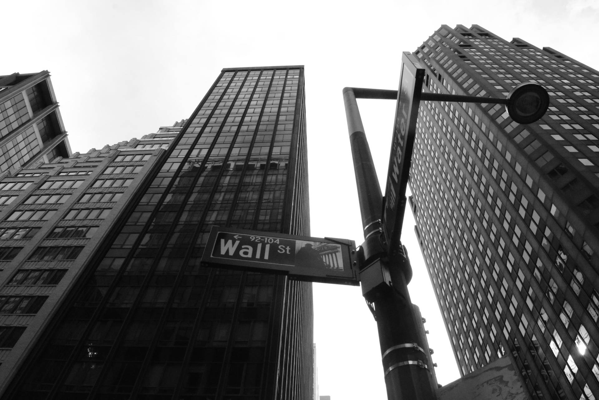 New York Black And White Wall Street Sign Wallpaper