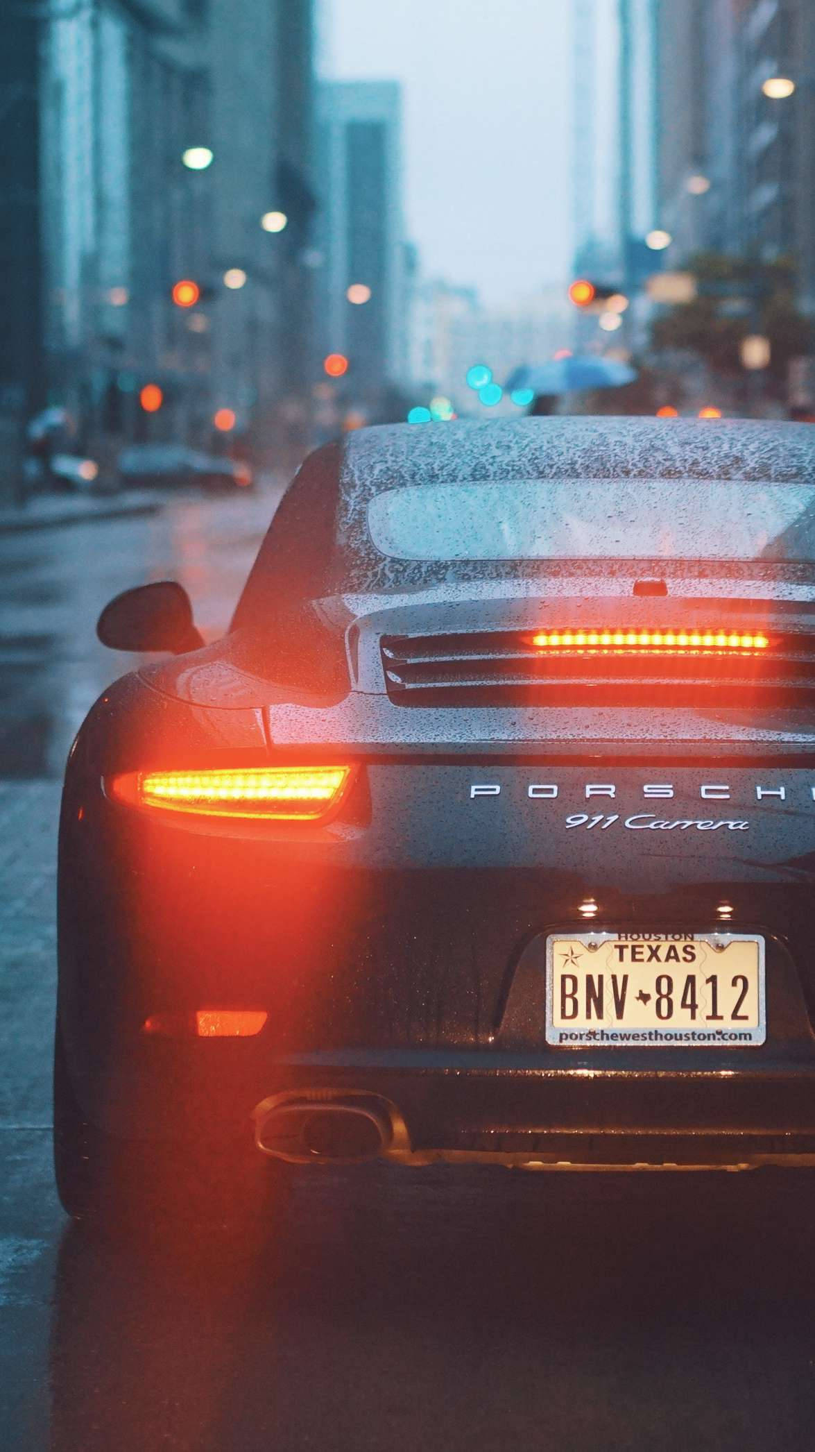 Porsche 911 Driving In The Rain Wallpaper