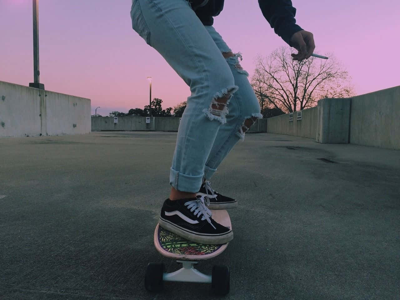 Retro Skateboard Pink Wallpaper