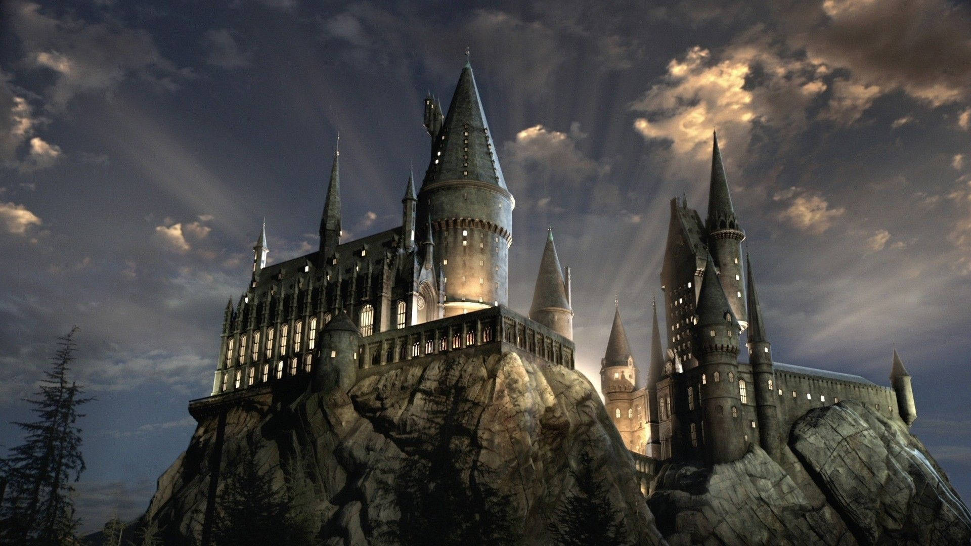 An Enchanting Evening at Hogwarts Wallpaper
