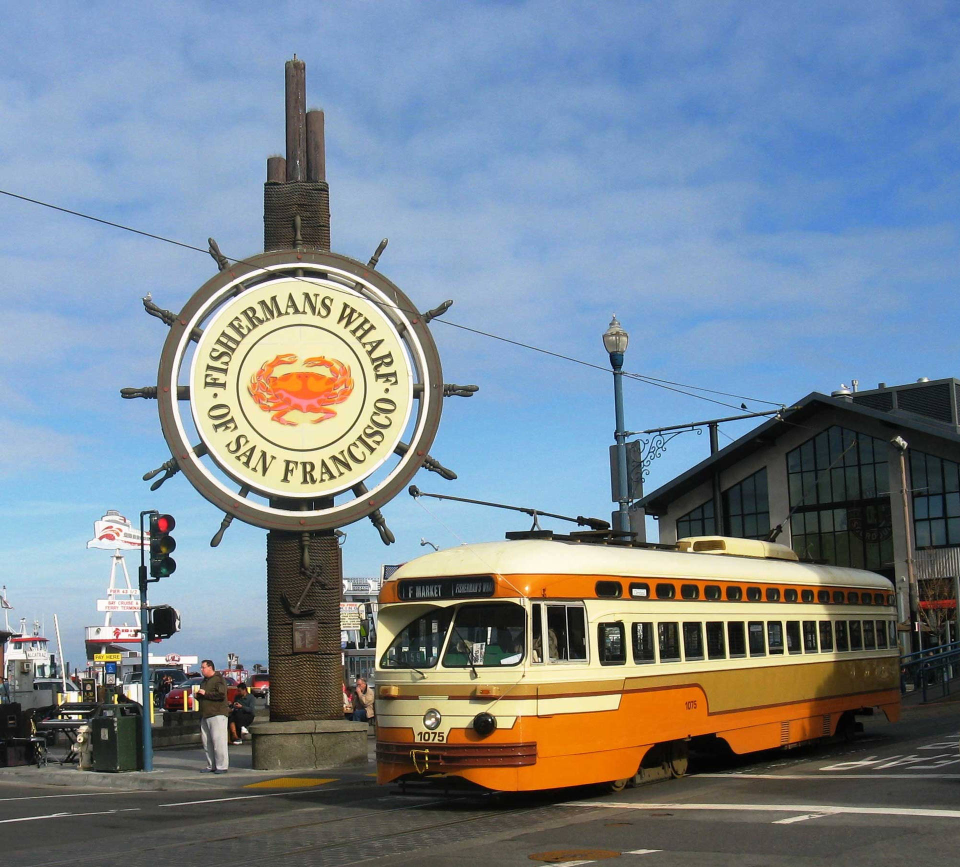 Tram Passing By The Fishermans Wharf Wallpaper