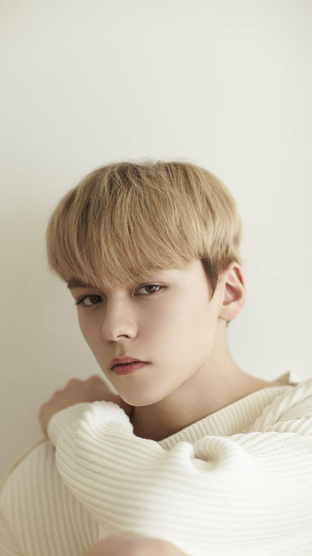 Vernon With Faded Blonde Hair Wallpaper