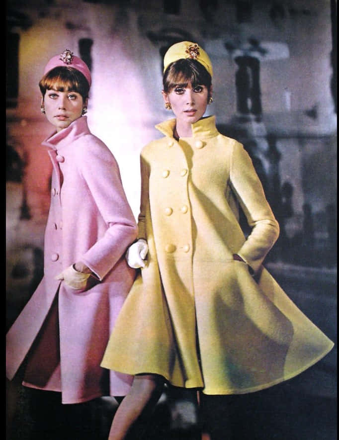 Vintage Patou Coat Dresses Wallpaper