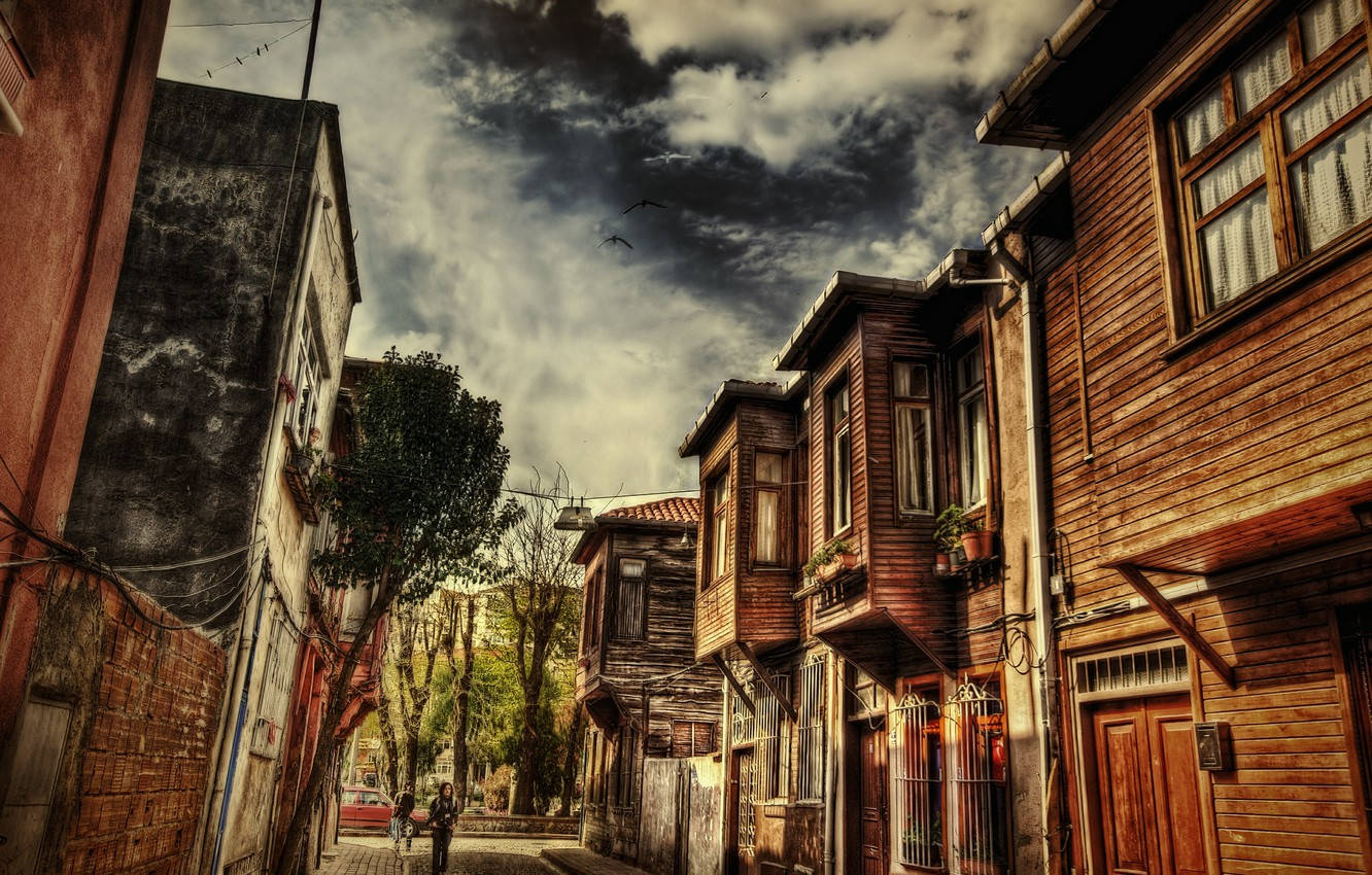 Vintage Wooden Houses In Istanbul Wallpaper