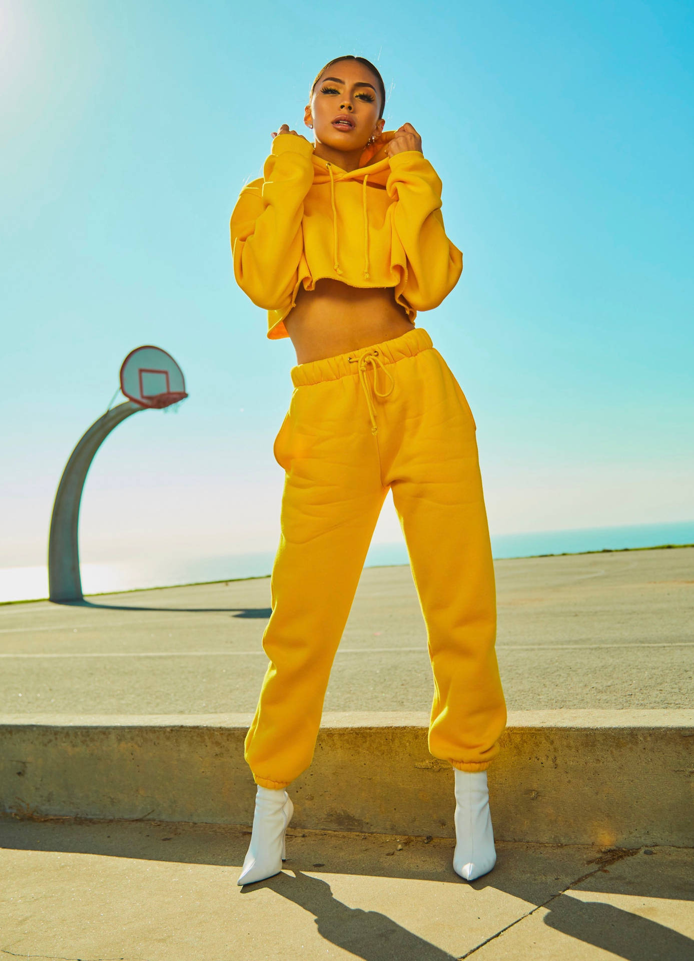 "The Yellow of Hypebeast Fashion" Wallpaper